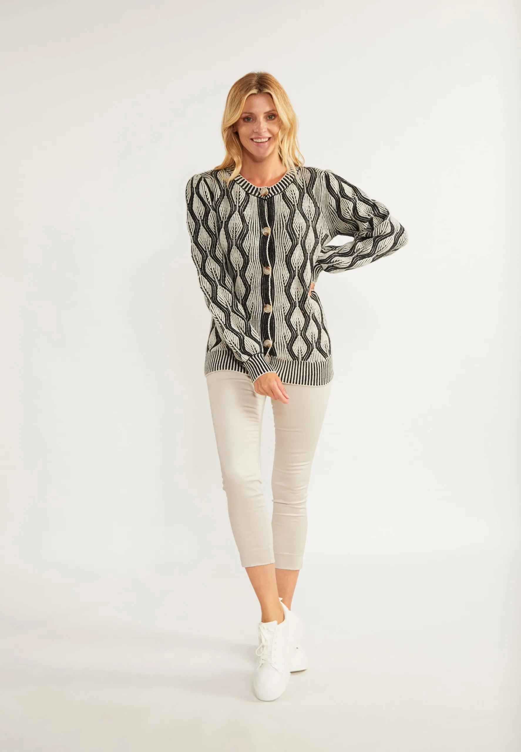 Usha Vesten Gebreid Vest Sivene Dames Wolwit 6 Usha Vesten Gebreid Vest Sivene Dames Wolwit - Afbeelding 4