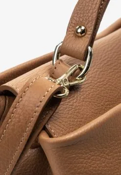 Handtassen Handtas Dames Camel -Aanbiedingen Usha Winkel 93bc4fa2a06cc0bbbe97e48752865b43